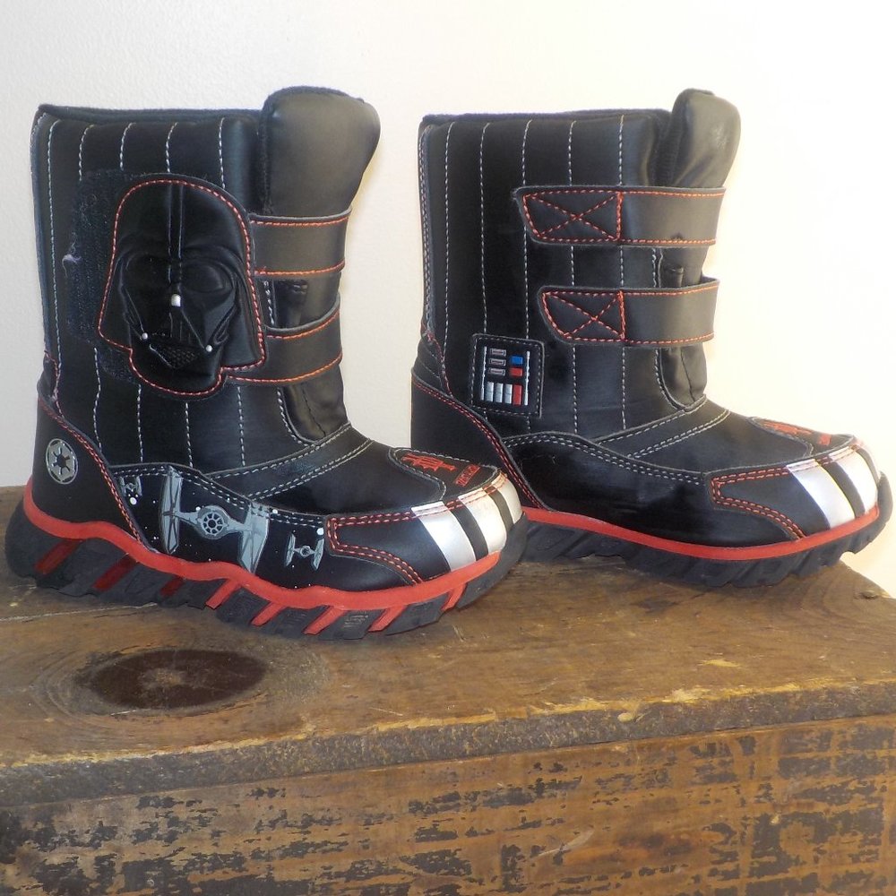 Star Wars Darth Vader Boots Size 11/12 LIGHT UP